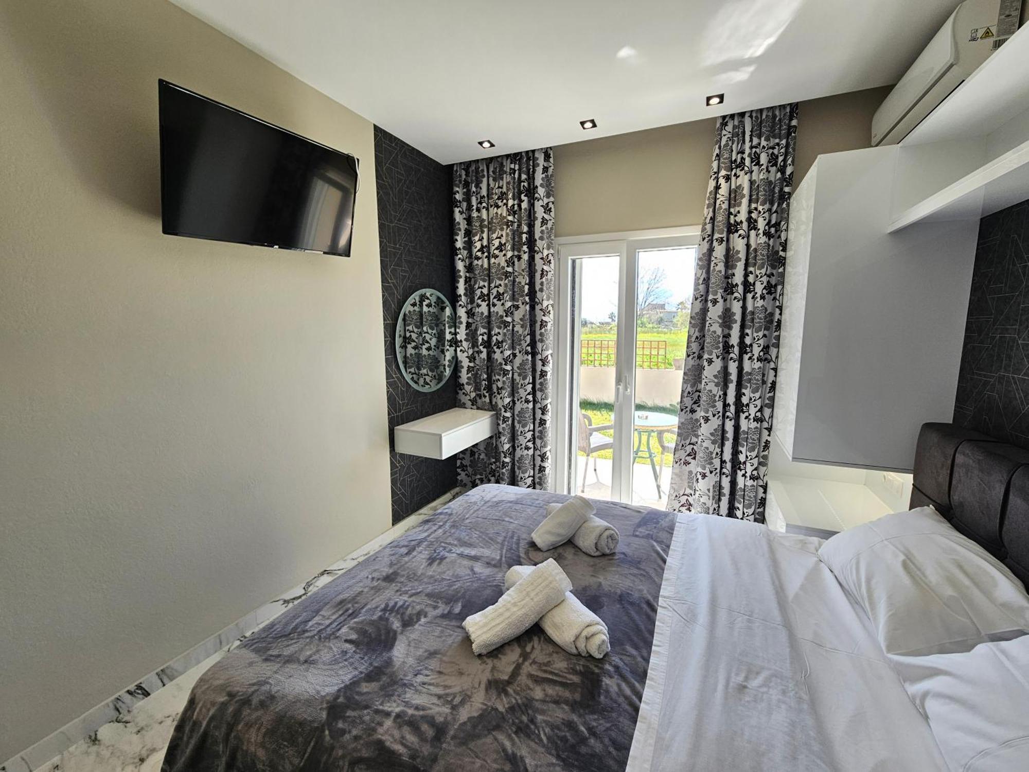 Evelina Luxury Suites In Corfu Ipsos Esterno foto